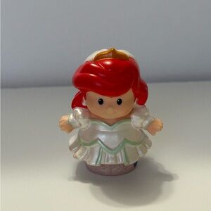 Fisher-Price Little People Disney Princess Ariel White Dress The Little Mermaid